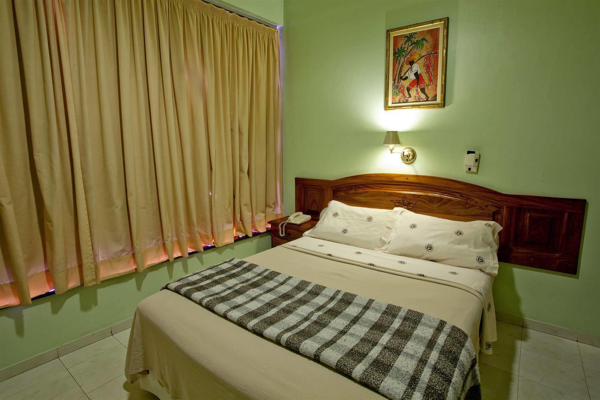 Krystal Hotel Manaus Zewnętrze zdjęcie